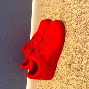 Air Force 1 Triple red